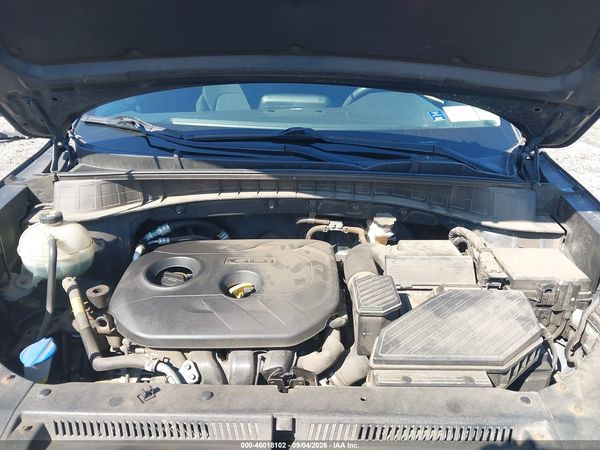 2019 HYUNDAI TUCSON SE — I10