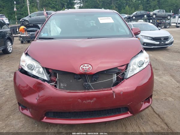 2017 TOYOTA SIENNA LE 8 PASSENGER — I115