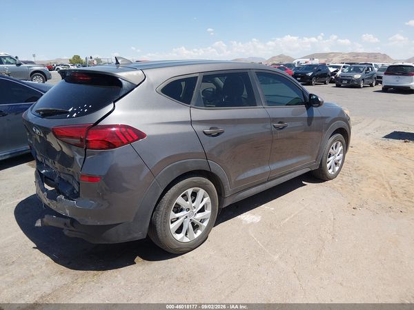 2020 HYUNDAI TUCSON SE — I4