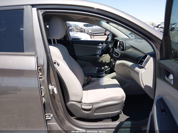 2020 HYUNDAI TUCSON SE — I5