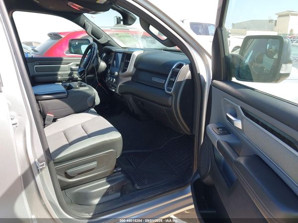 2022 RAM 1500 BIG HORN  4X4 6'4 BOX