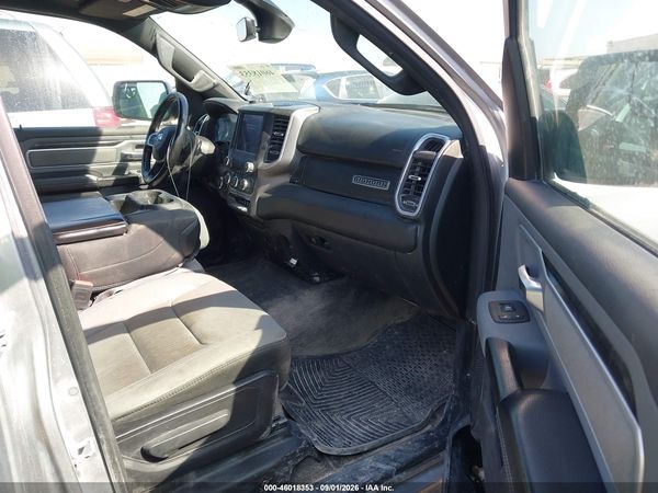 2022 RAM 1500 BIG HORN  4X4 6'4 BOX
