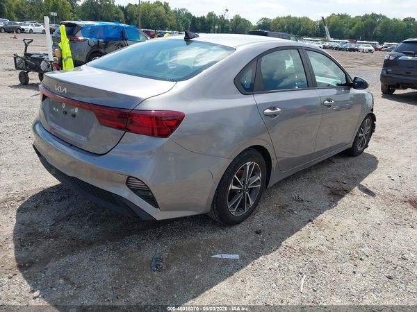 2024 KIA FORTE LXS — I4