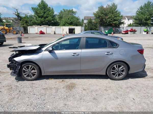2024 KIA FORTE LXS — I117