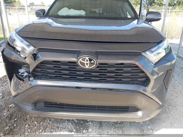 2025 TOYOTA RAV4 XLE — I6