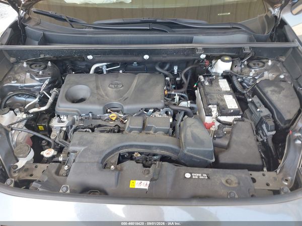 2025 TOYOTA RAV4 XLE — I10
