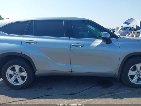 2021 TOYOTA HIGHLANDER LE — I116