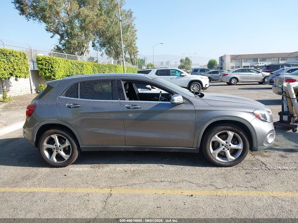 2018 MERCEDES-BENZ GLA 250 4MATIC — I116