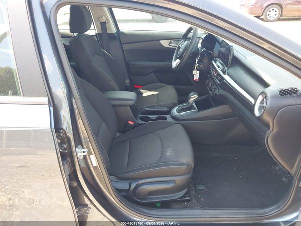 2024 KIA FORTE LXS — I5