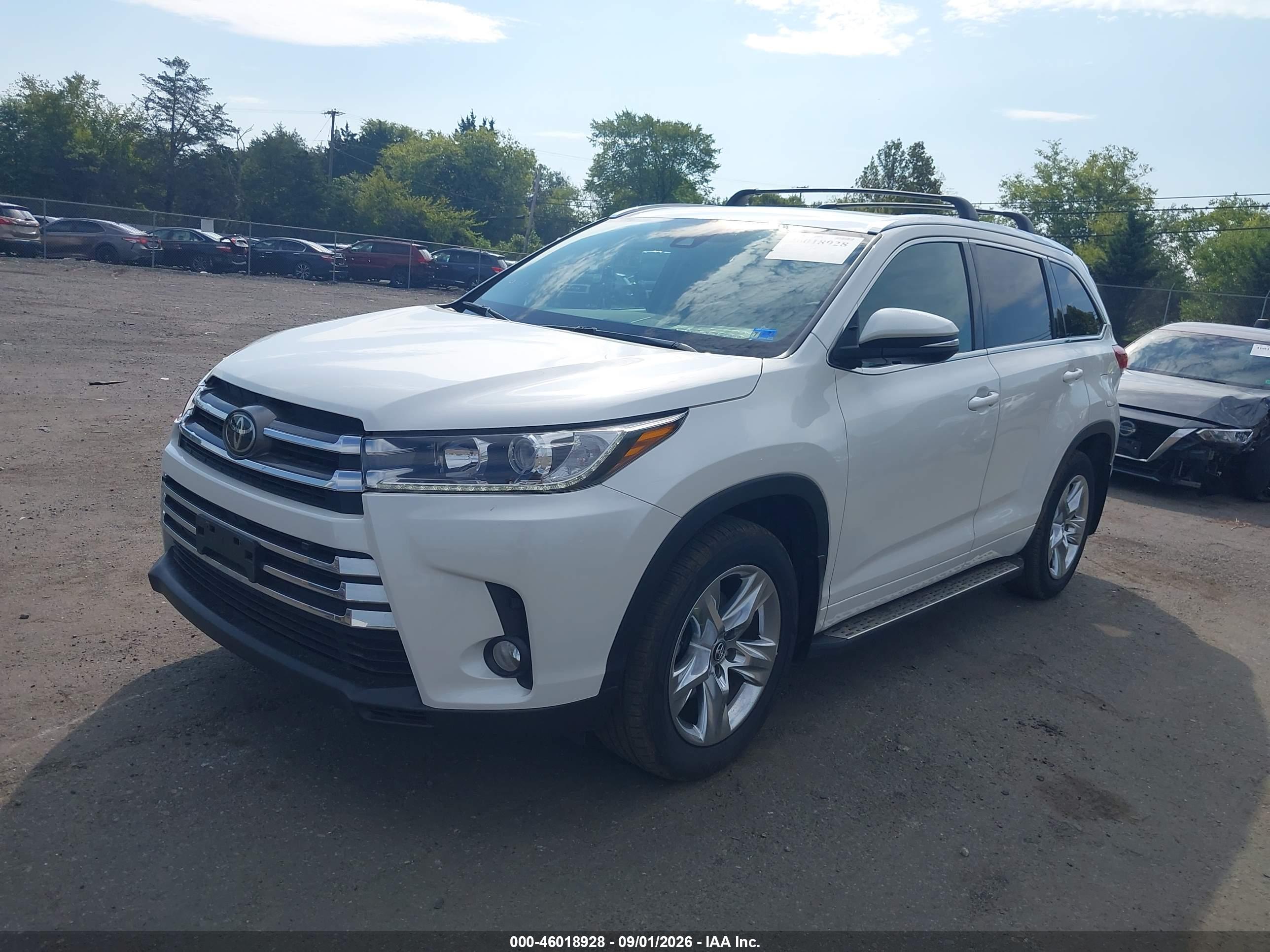 2018 TOYOTA HIGHLANDER LIMITED — I2