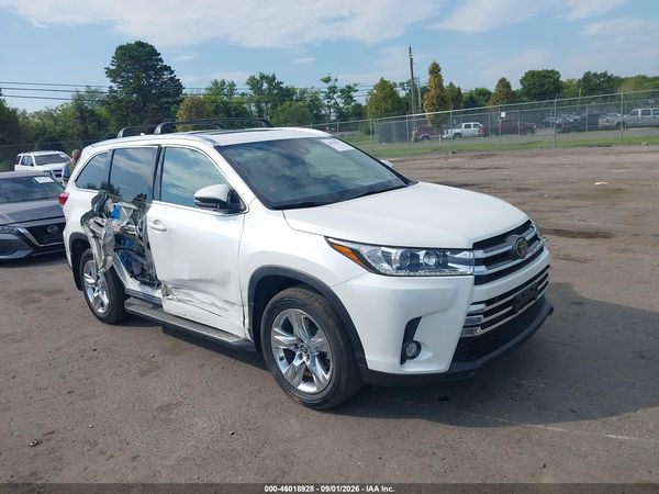 2018 TOYOTA HIGHLANDER LIMITED — I1