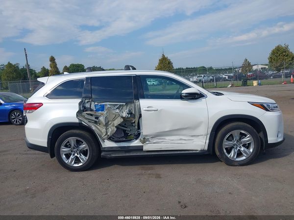 2018 TOYOTA HIGHLANDER LIMITED — I116