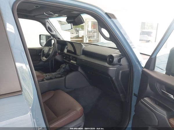 2026 TOYOTA LAND CRUISER — I5