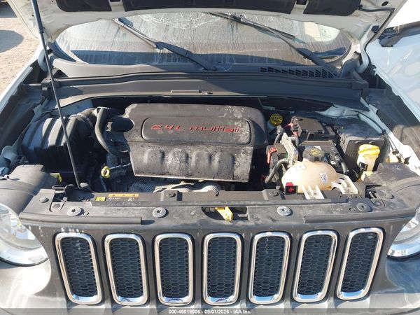 2017 JEEP RENEGADE LATITUDE 4X4 — I10