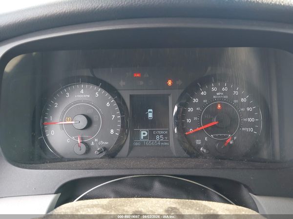 2016 TOYOTA SIENNA LE 8 PASSENGER