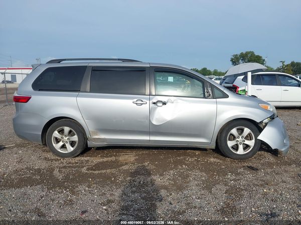 2016 TOYOTA SIENNA LE 8 PASSENGER