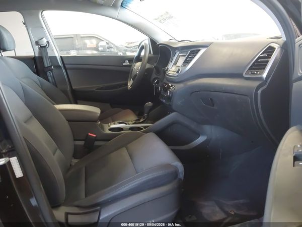 2018 HYUNDAI TUCSON SE — I5