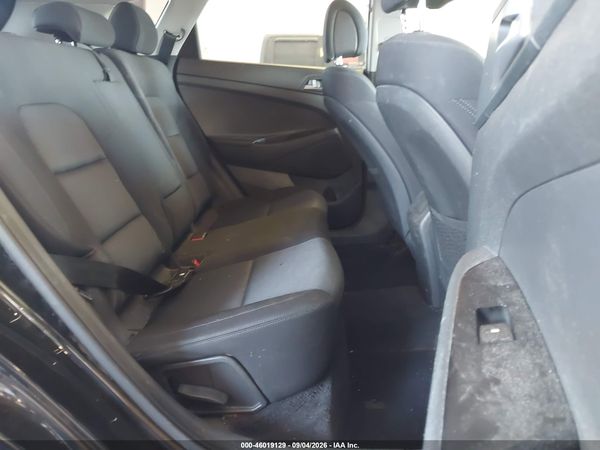2018 HYUNDAI TUCSON SE — I8