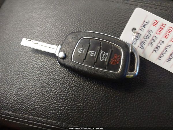 2018 HYUNDAI TUCSON SE — I11