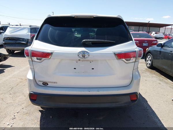 2016 TOYOTA HIGHLANDER LE V6