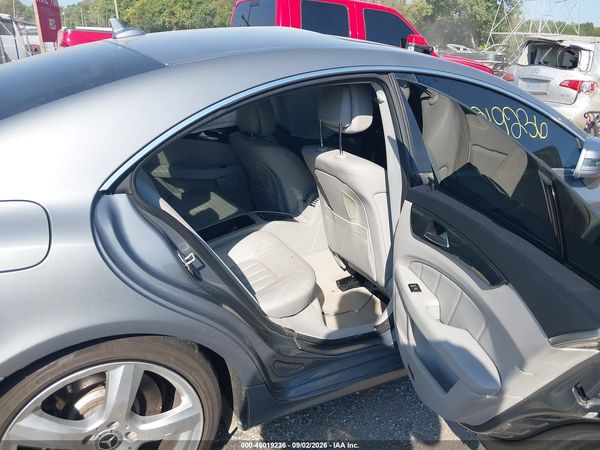 2013 MERCEDES-BENZ CLS 550 4MATIC — I8
