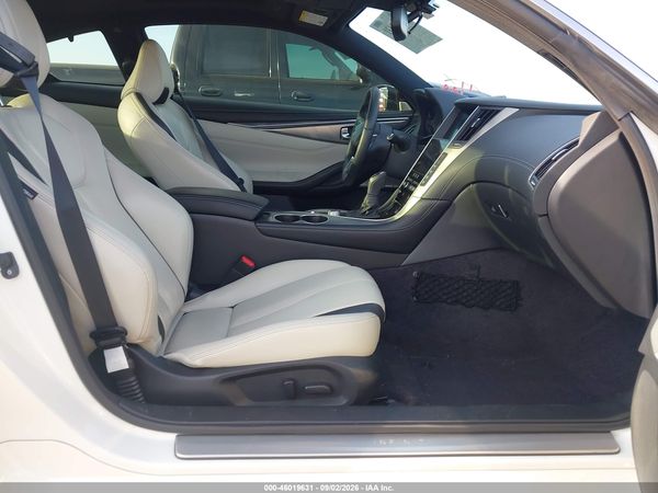 2022 INFINITI Q60 LUXE — I5
