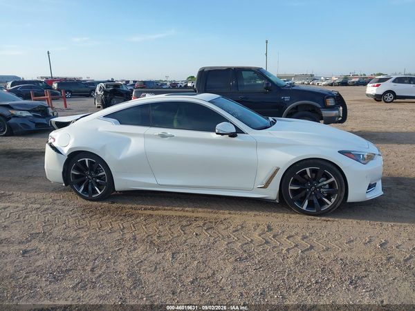 2022 INFINITI Q60 LUXE — I116