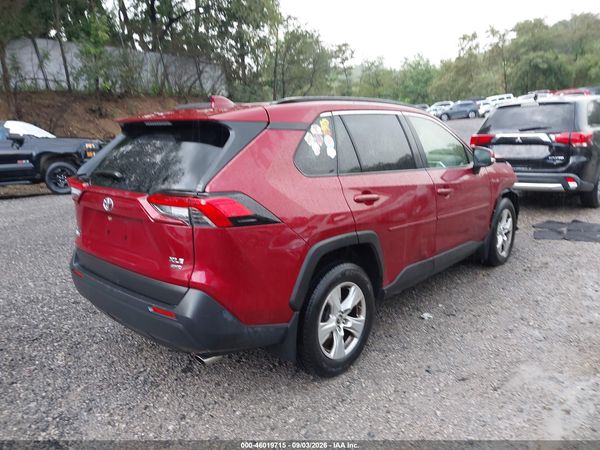 2019 TOYOTA RAV4 XLE — I4