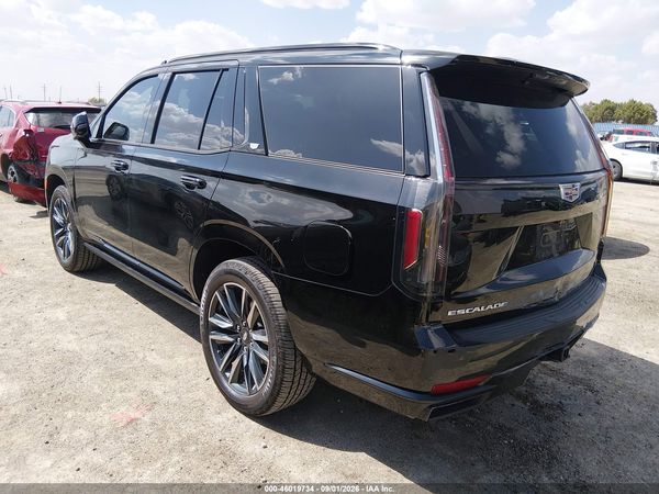 2023 CADILLAC ESCALADE 4WD SPORT PLATINUM — I3