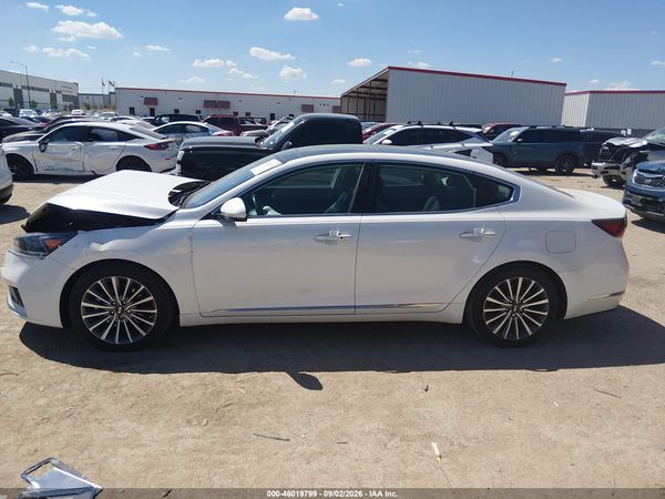 2017 KIA CADENZA PREMIUM — I117