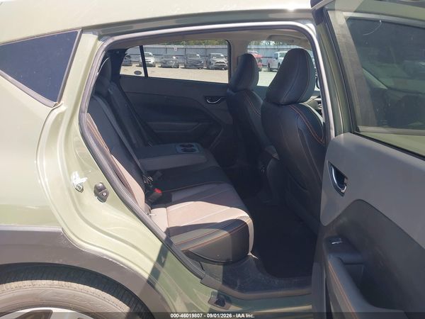 2025 SUBARU CROSSTREK LIMITED — I8