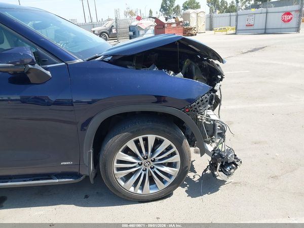 2023 TOYOTA HIGHLANDER HYBRID PLATINUM — I154