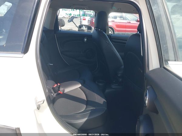 2015 MINI HARDTOP COOPER — I8