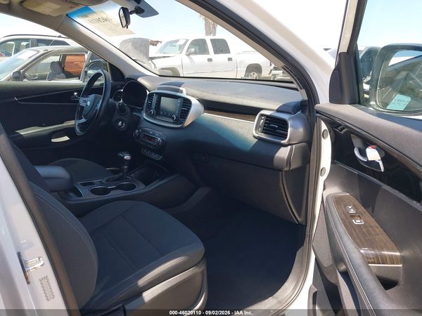 2019 KIA SORENTO 3.3L S — I5
