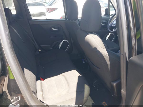2018 JEEP RENEGADE LATITUDE FWD — I8
