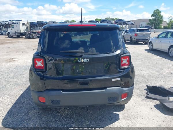 2018 JEEP RENEGADE LATITUDE FWD — I119