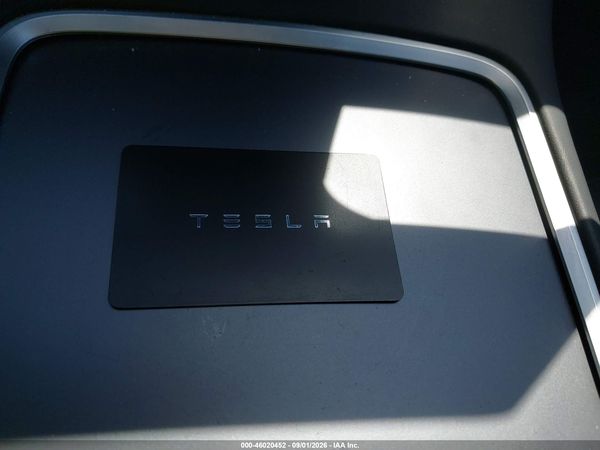 2024 TESLA MODEL Y — I11