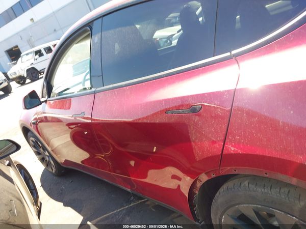 2024 TESLA MODEL Y — I117