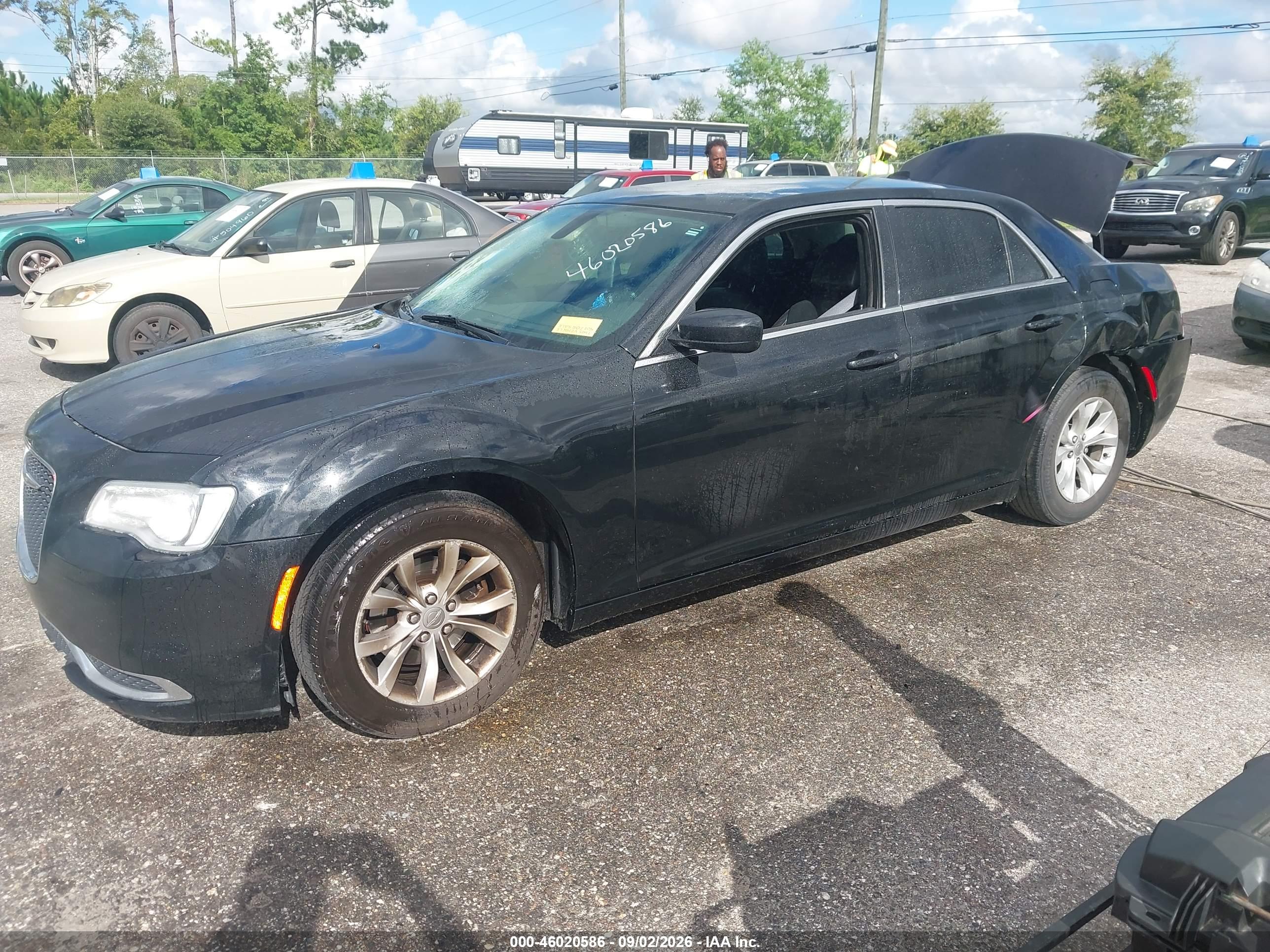 2015 CHRYSLER 300 LIMITED — I2
