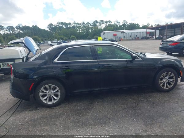 2015 CHRYSLER 300 LIMITED — I116