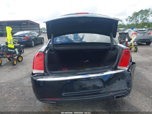 2015 CHRYSLER 300 LIMITED — I119
