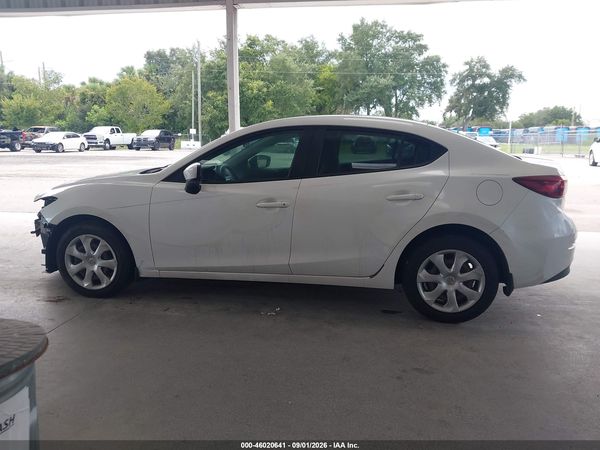 2016 MAZDA MAZDA3