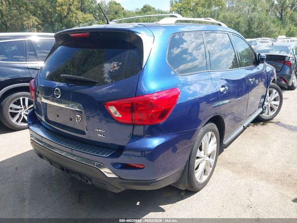 2018 NISSAN PATHFINDER SL — I4