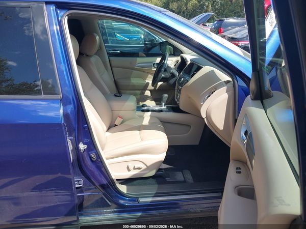 2018 NISSAN PATHFINDER SL — I5