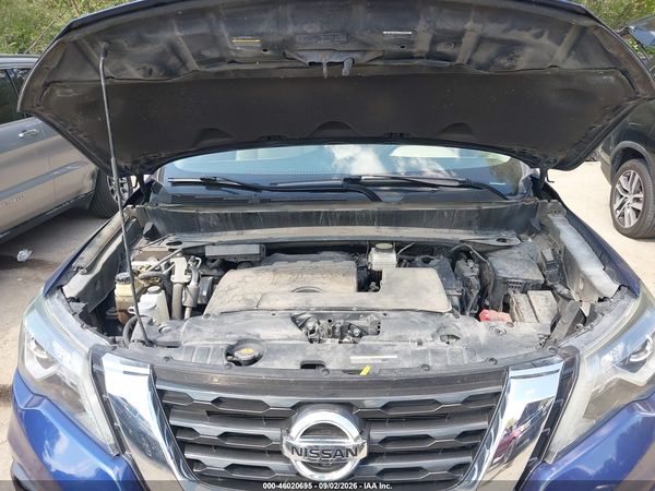 2018 NISSAN PATHFINDER SL — I10