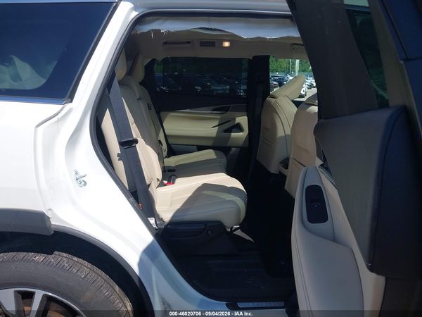 2025 INFINITI QX60 LUXE AWD — I8