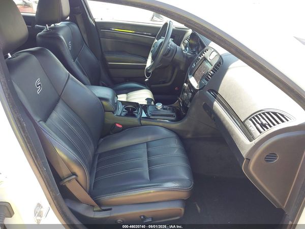 2018 CHRYSLER 300 300S — I5