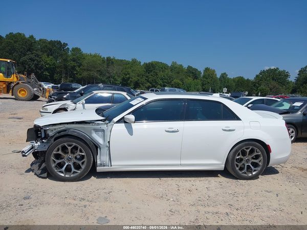 2018 CHRYSLER 300 300S — I117