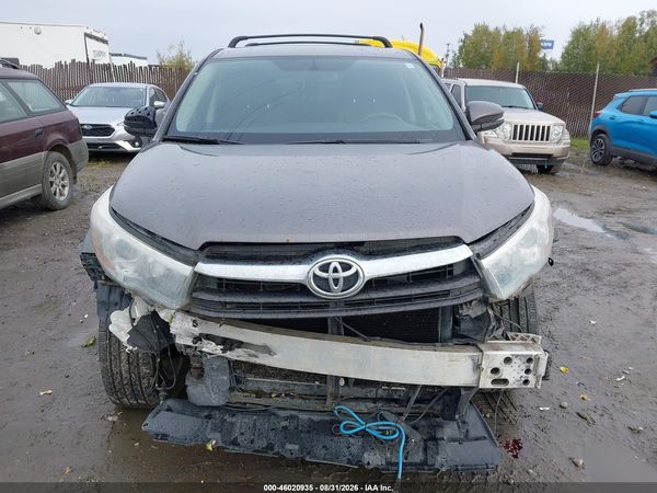2016 TOYOTA HIGHLANDER LE V6