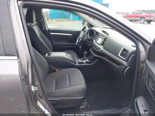 2016 TOYOTA HIGHLANDER LE V6